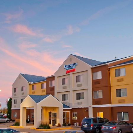 Fairfield Inn & Suites By Marriott Champaign Bagian luar foto