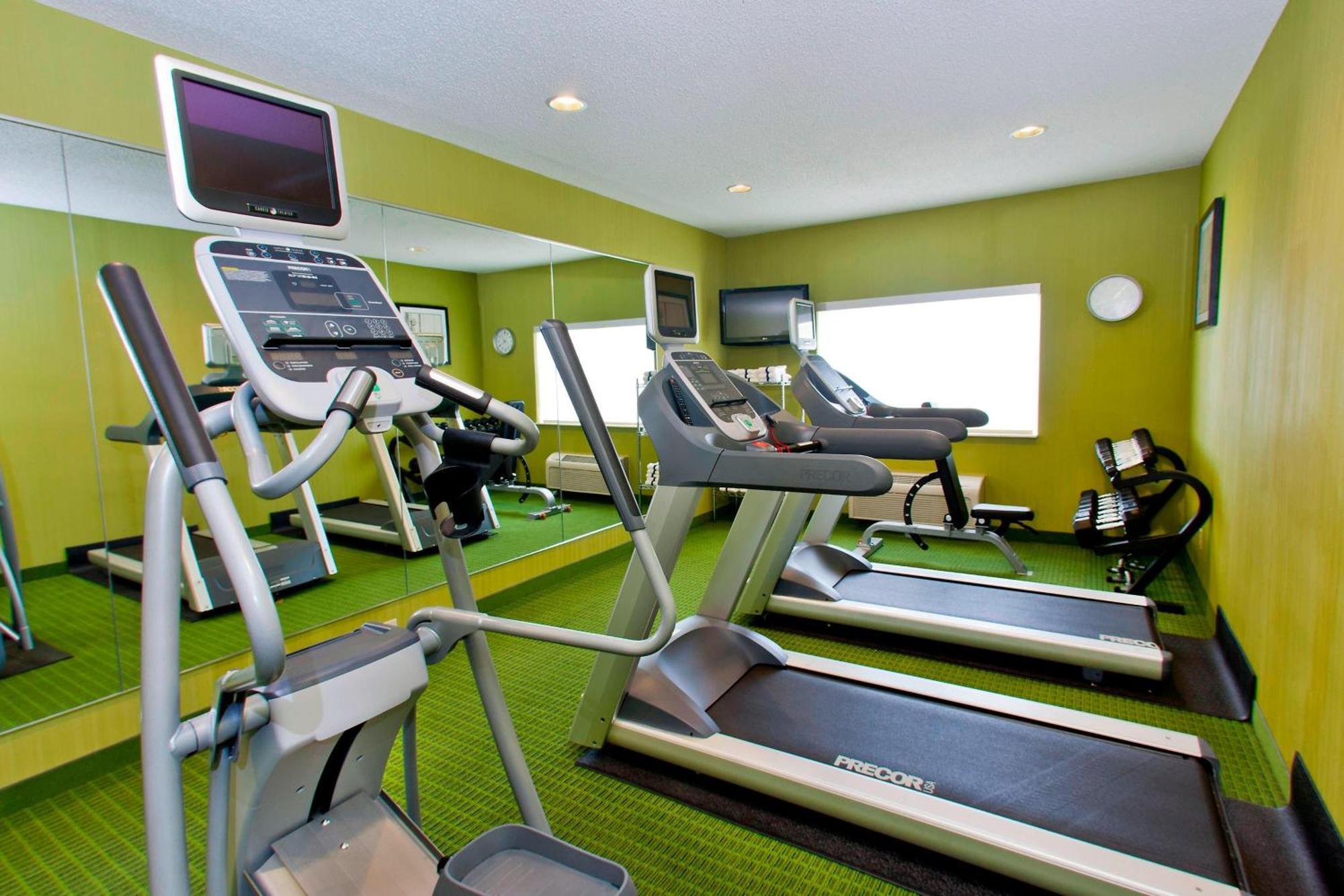 Fairfield Inn & Suites By Marriott Champaign Bagian luar foto